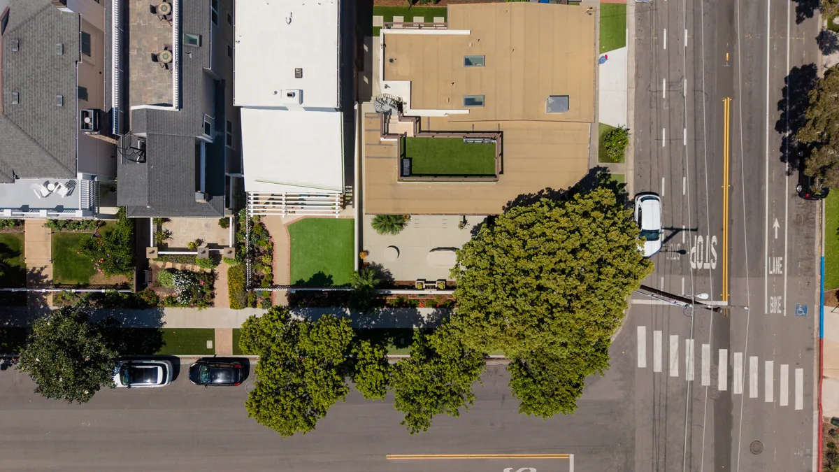I Avenue Estate project photo