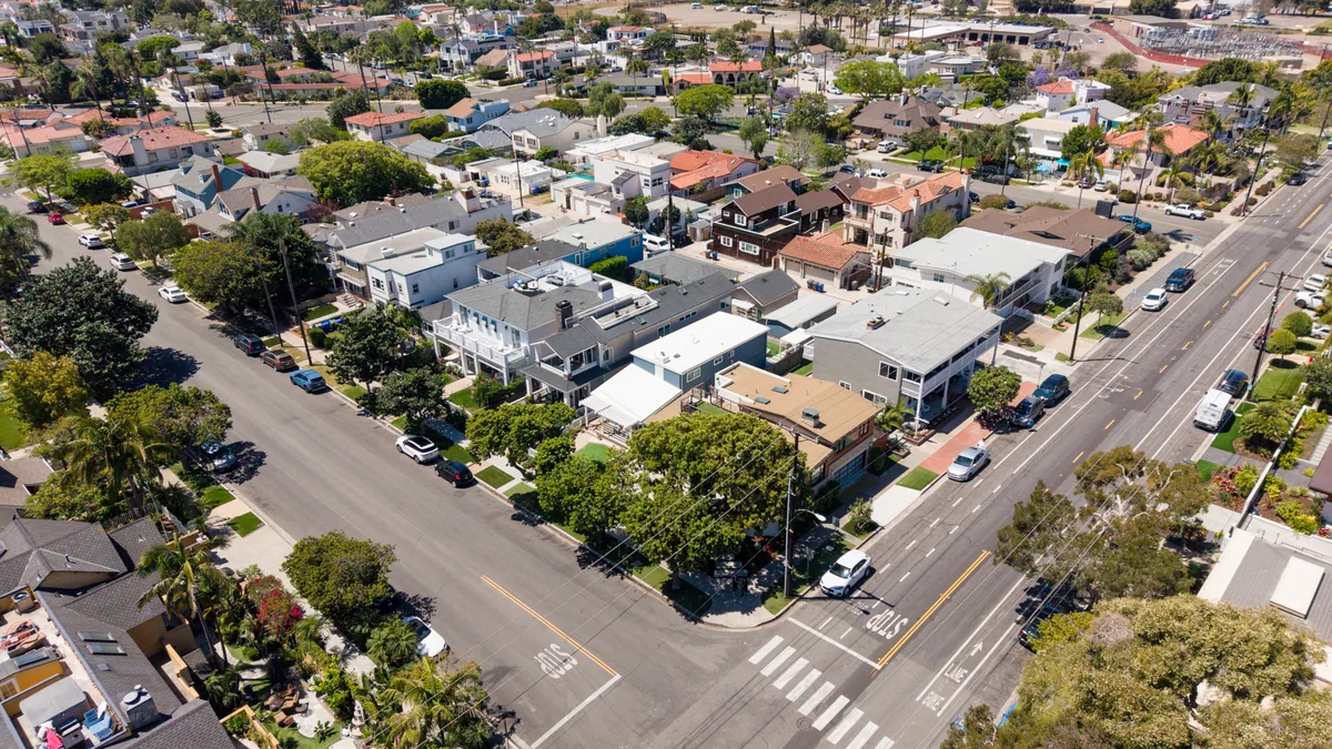 I Avenue Estate project photo