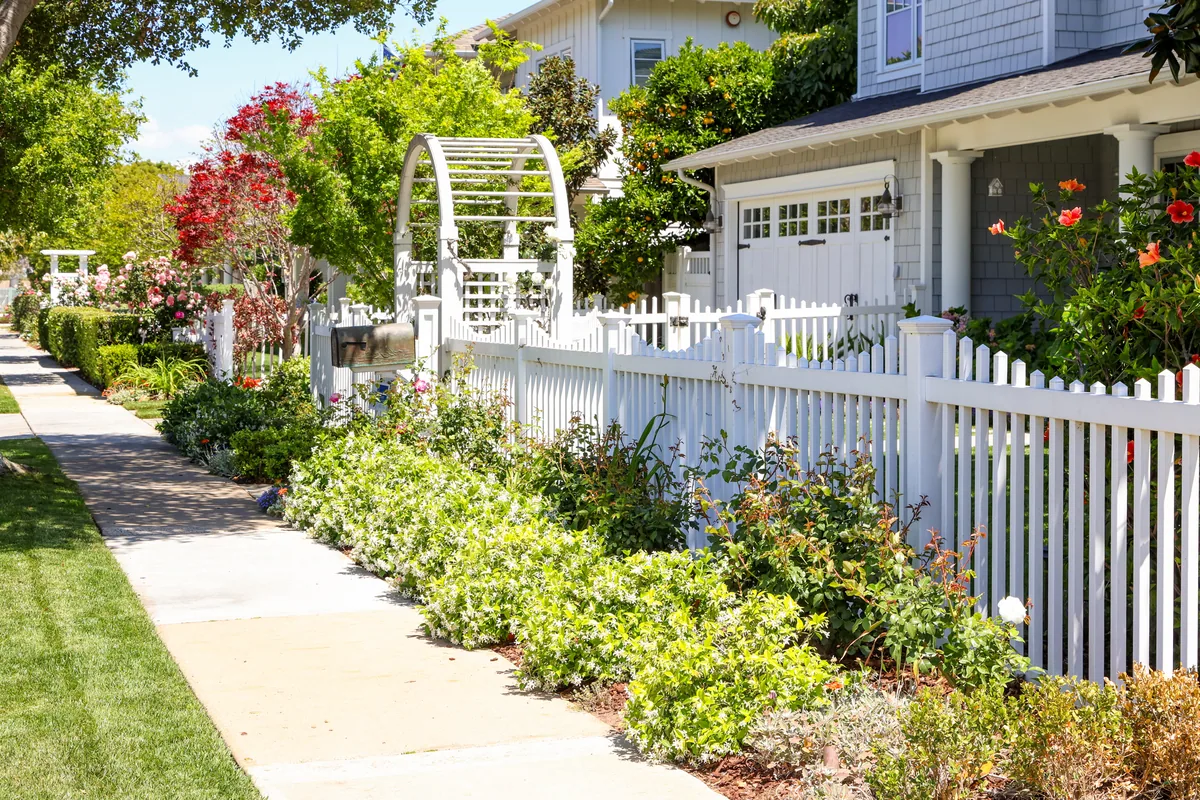 Balboa Avenue, Coronado