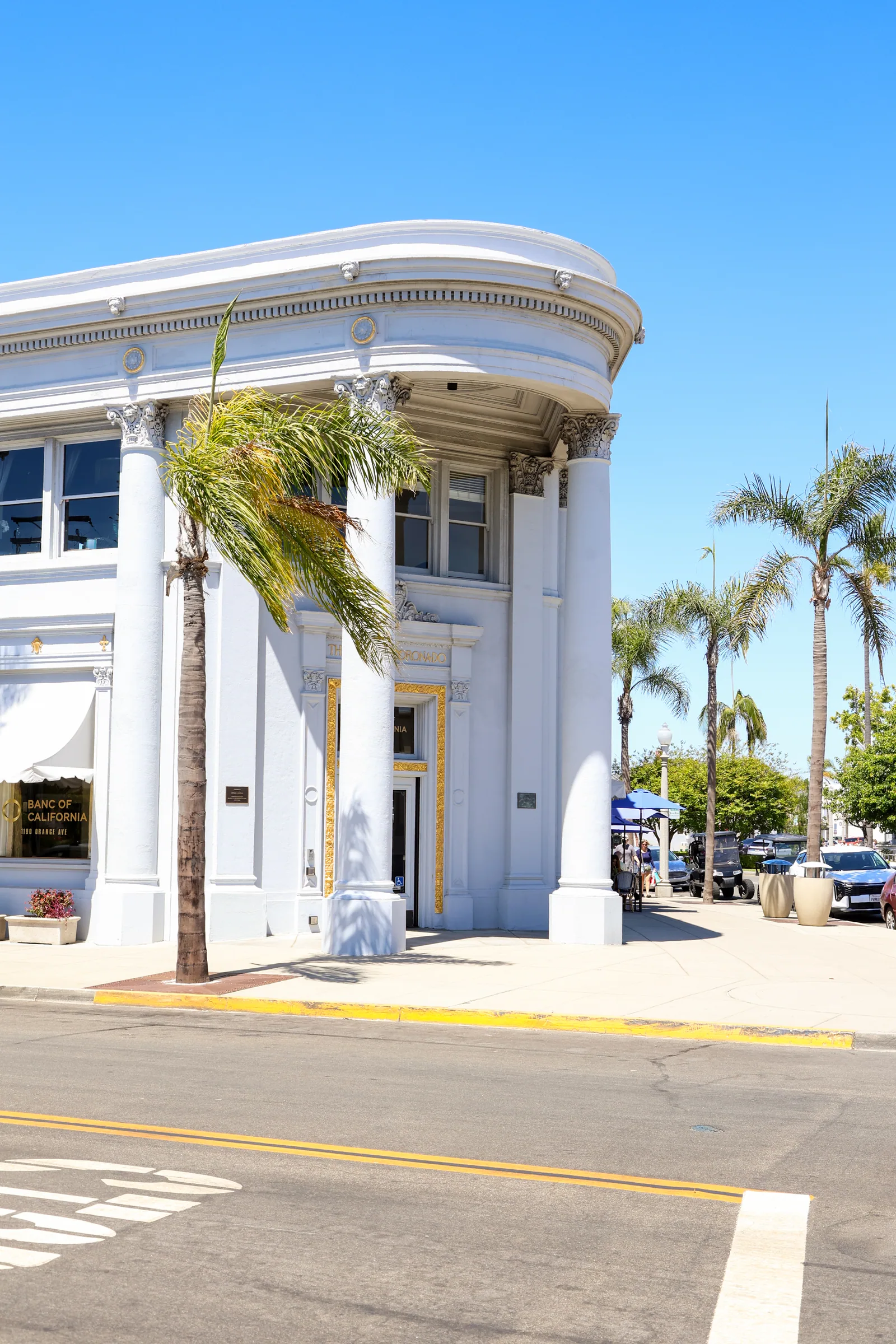 Banc of California building in Coronado with maintained planters